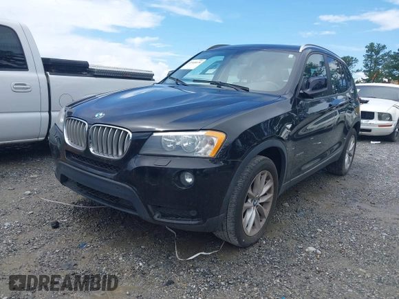 2014 BMW X3 xDrive28i z VIN 5UXWX9C54E0D40939, wystawiony jako IAAI lot #42468079 z przebiegiem Nie podano mil oraz . Historia ofert i sprzedaży dostępna na DreamBid. Obrazek 2.