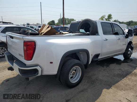 2023 Chevrolet Silverado 3500HD High Country with VIN 1GC4YVEY5PF109695, listed as a Copart auction lot 69135914 with 43,132 mi miles and Salvage Title. Bid and sale history available at carsss.com. Image 3.