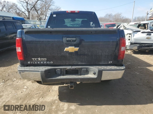 2007 Chevrolet Silverado 1500 1LT with VIN 2GCEC13J271656397, listed as a Copart auction lot 44369655 with 254,754 mi miles and Clean Title. Bid and sale history available at DreamBid. Image 6.