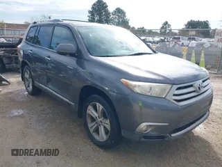 2011 Toyota Highlander Limited with VIN 5TDDK3EH0BS087569, listed as a IAAI auction lot 41067551 with 187,860 mi miles and . Bid and sale history available at DreamBid. Image 1.