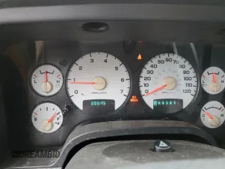 2003 Dodge 1500 ST z VIN 1D7HU18D53J620383, wystawiony jako Copart lot #58654225 z przebiegiem 88 645 mil mil oraz Czysty tytuł • Clean title. Historia ofert i sprzedaży dostępna na DreamBid. Obrazek 9.