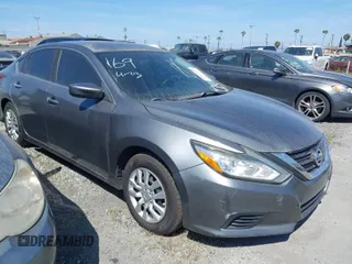 2016 Nissan Altima 2.5 S with VIN 1N4AL3AP1GN378971, listed as a IAAI auction lot 41812398 with 178,929 mi miles. Bid and sale history available at carsss.com. Image 1.