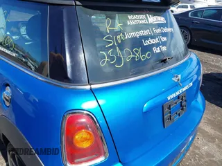 2007 MINI Hardtop S with VIN WMWMF73507TT83203, listed as a IAAI auction lot 41832035 with Not Provided miles and . Bid and sale history available at DreamBid. Image 6.