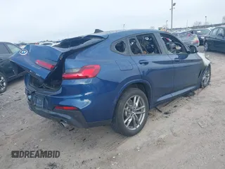 2020 BMW X4 xDrive30i with VIN 5UX2V1C0XLLZ32462, listed as a IAAI auction lot 41622697 with 75,602 mi miles. Bid and sale history available at carsss.com. Image 4.