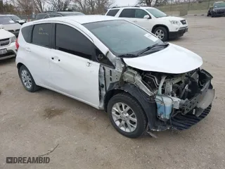 2015 Nissan Versa Note S Plus with VIN 3N1CE2CP3FL429084, listed as a IAAI auction lot 41923862 with 76,744 mi miles. Bid and sale history available at carsss.com. Image 1.