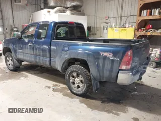 2005 Toyota Tacoma with VIN 5TEUU42N85Z040288, listed as a IAAI auction lot 41607489 with 222,642 mi miles and . Bid and sale history available at DreamBid. Image 3.