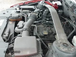 2013 Ford Mustang V6 z VIN 1ZVBP8EM6D5221994, wystawiony jako IAAI lot #42359414 z przebiegiem 205 920 mil mil oraz . Historia ofert i sprzedaży dostępna na DreamBid. Obrazek 21.