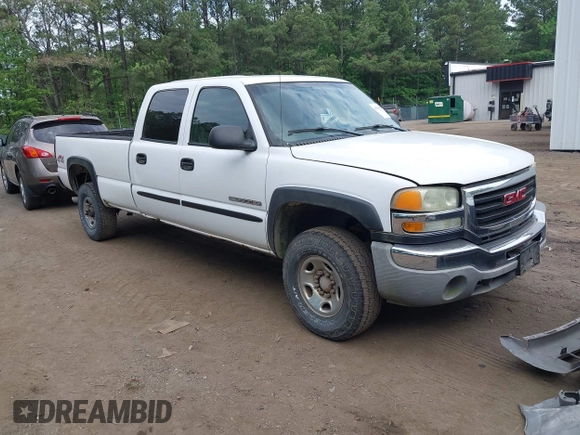2005 GMC Sierra 2500HD SLE z VIN 1GTHK23U75F804162, wystawiony jako IAAI lot #42143820 z przebiegiem 3 mil mil oraz . Historia ofert i sprzedaży dostępna na DreamBid. Obrazek 1.