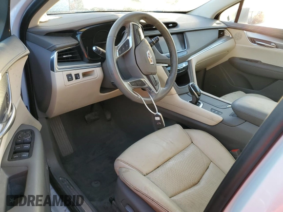 2019 Cadillac XT5 Luxury AWD z VIN 1GYKNDRS4KZ189847, wystawiony jako Copart lot #74460934 z przebiegiem Nie podano mil oraz Nie do naprawy • Non repairable. Historia ofert i sprzedaży dostępna na DreamBid. Obrazek 8.