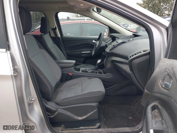 2018 Ford Escape SE with VIN 1FMCU0GD7JUB75362, listed as a IAAI auction lot 41320189 with 67,194 mi miles. Bid and sale history available at carsss.com. Image 5.
