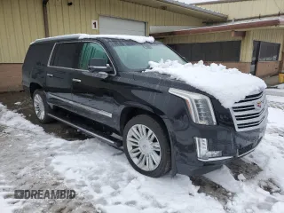 2019 Cadillac Escalade ESV Platinum z VIN 1GYS4KKJ3KR199245, wystawiony jako Copart lot #84854564 z przebiegiem Nie podano mil oraz Szkoda całkowita • Salvage title. Historia ofert i sprzedaży dostępna na DreamBid. Obrazek 4.