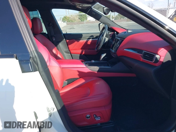 2022 Maserati Levante with VIN ZN661YUM0NX391750, listed as a IAAI auction lot 41436442 with 3,293 mi miles and . Bid and sale history available at DreamBid. Image 5.