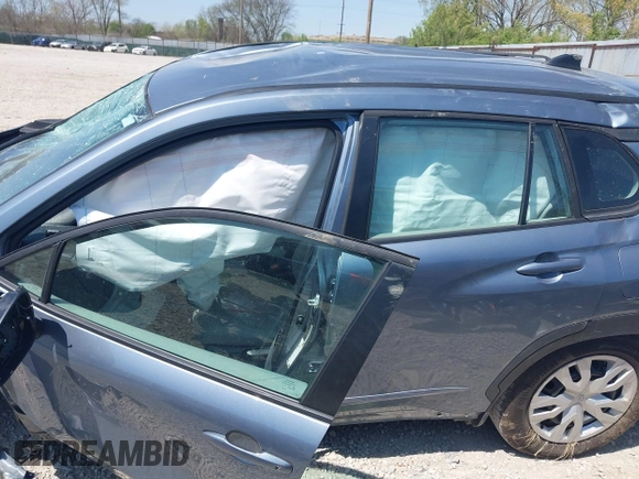2024 Toyota Corolla Cross L with VIN 7MUAAABG5RV096239, listed as a IAAI auction lot 42105087 with 13,747 mi miles and . Bid and sale history available at DreamBid. Image 14.
