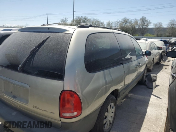 2000 Dodge Caravan Sport z VIN 2B4GP4431YR619923, wystawiony jako Copart lot #45060095 z przebiegiem 188 064 mil mil oraz Nie do naprawy • Non repairable. Historia ofert i sprzedaży dostępna na DreamBid. Obrazek 3.