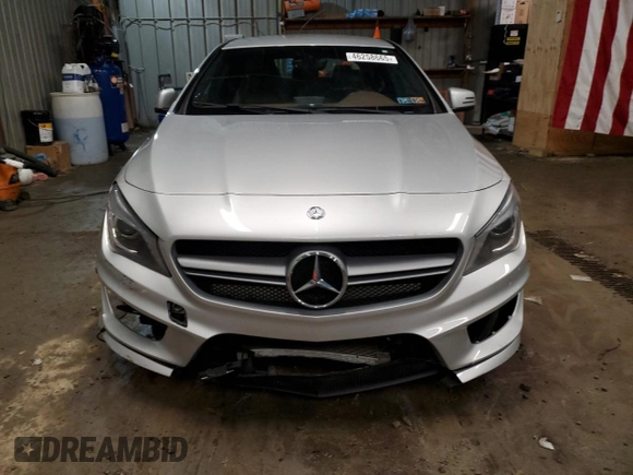 2014 Mercedes-Benz CLA 45 AMG z VIN WDDSJ5CB8EN094449, wystawiony jako Copart lot #46258665 z przebiegiem 114 363 mil mil oraz Szkoda całkowita • Salvage title. Historia ofert i sprzedaży dostępna na DreamBid. Obrazek 5.