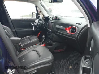 2018 Jeep Renegade Trailhawk with VIN ZACCJBCB5JPH58897, listed as a IAAI auction lot 42299048 with 77,204 mi miles and . Bid and sale history available at DreamBid. Image 5.