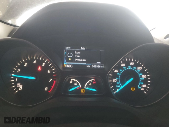 2014 Ford Escape SE z VIN 1FMCU9G97EUC43696, wystawiony jako Copart lot #57409665 z przebiegiem 68 586 mil mil oraz Czysty tytuł • Clean title. Historia ofert i sprzedaży dostępna na DreamBid. Obrazek 9.