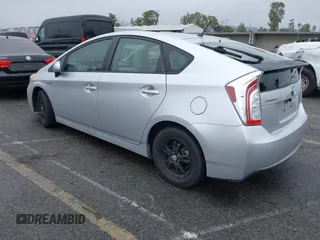 2013 Toyota Prius One with VIN JTDKN3DU4D5670233, listed as a IAAI auction lot 42065164 with 193,103 mi miles and . Bid and sale history available at DreamBid. Image 3.