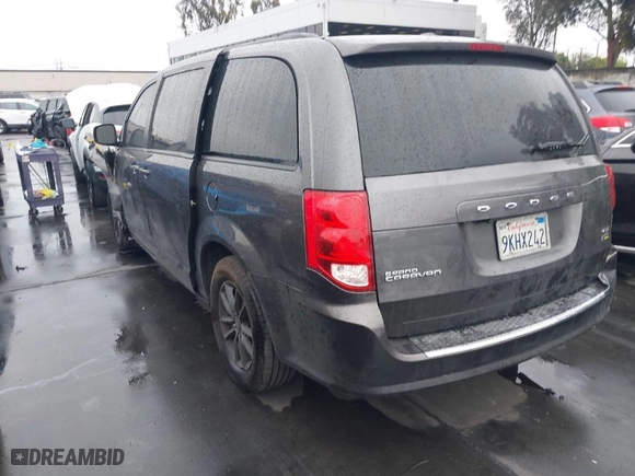2019 Dodge Grand Caravan GT with VIN 2C4RDGEG1KR693776, listed as a IAAI auction lot 41916331 with 113,425 mi miles. Bid and sale history available at carsss.com. Image 3.