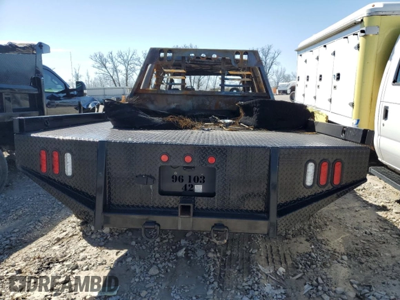 2008 Ford F-350 XL z VIN 1FTWW33R88EA48073, wystawiony jako Copart lot #49414825 z przebiegiem Nie podano mil oraz Szkoda całkowita • Salvage title. Historia ofert i sprzedaży dostępna na DreamBid. Obrazek 6.