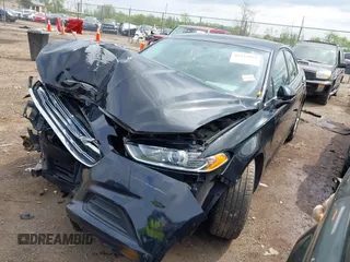 2014 Ford Fusion SE with VIN 1FA6P0H74E5392861, listed as a IAAI auction lot 42133099 with 130,373 mi miles. Bid and sale history available at carsss.com. Image 17.