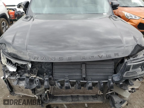 2018 Land Rover Range Rover Sport SE with VIN SALWG2RK6JA697037, listed as a Copart auction lot 59331374 with 85,124 mi miles and Salvage Title. Bid and sale history available at DreamBid. Image 12.