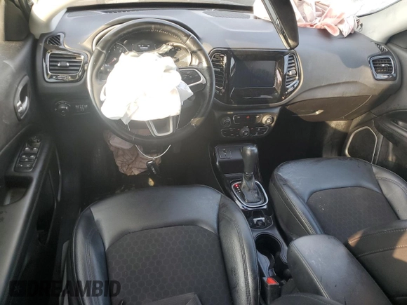 2020 Jeep Compass Latitude with VIN 3C4NJCBB3LT205774, listed as a Copart auction lot 43865785 with 62,880 mi miles and Salvage Title. Bid and sale history available at carsss.com. Image 8.