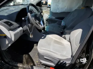 2012 Hyundai Accent SE z VIN KMHCU5AE7CU019999, wystawiony jako Copart lot #52344515 z przebiegiem 110 480 mil mil oraz Szkoda całkowita • Salvage title. Historia ofert i sprzedaży dostępna na DreamBid. Obrazek 7.