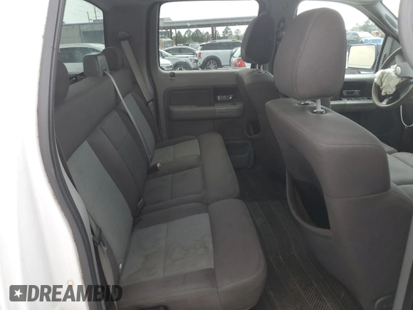 2005 Ford F-150 XLT z VIN 1FTPW12515KD45612, wystawiony jako Copart lot #60779845 z przebiegiem 196 331 mil mil oraz Szkoda całkowita • Salvage title. Historia ofert i sprzedaży dostępna na DreamBid. Obrazek 10.