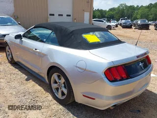 2016 Ford Mustang V6 z VIN 1FATP8EM7G5292011, wystawiony jako IAAI lot #42635923 z przebiegiem 85 719 mil mil oraz . Historia ofert i sprzedaży dostępna na DreamBid. Obrazek 3.