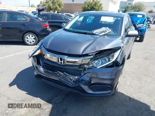 2022 Honda HR-V LX with VIN 3CZRU6H36NM744939, listed as a IAAI auction lot 41812423 with 19,910 mi miles. Bid and sale history available at carsss.com. Image 6.