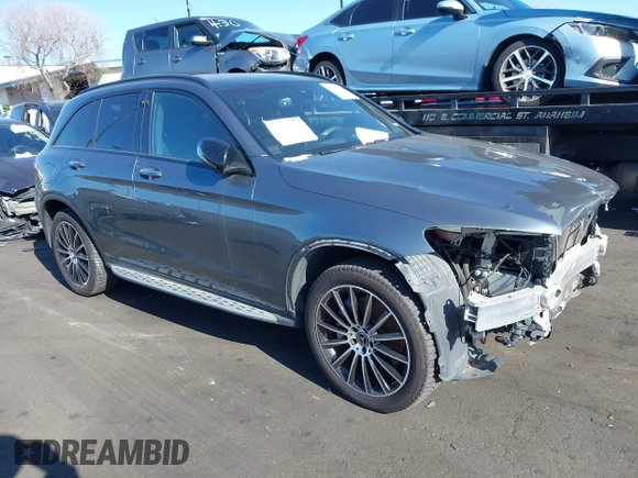 2019 Mercedes-Benz GLC 300 с VIN WDC0G4JB9KV135836, выставлен на аукционе IAAI как лот 41939034 с пробегом 73 058 миль миль и . История ставок и продаж доступна на DreamBid. Изображение 1.