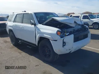 2024 Toyota 4Runner SR5 with VIN JTEEU5JR7R5313496, listed as a IAAI auction lot 40919139 with 3,974 mi miles and . Bid and sale history available at DreamBid. Image 1.