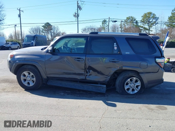 2021 Toyota 4Runner SR5 z VIN JTEMU5JR7M5953230, wystawiony jako IAAI lot #41705423 z przebiegiem 64 240 mil mil oraz . Historia ofert i sprzedaży dostępna na DreamBid. Obrazek 14.