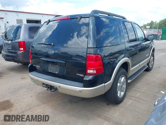 2005 Ford Explorer Eddie Bauer z VIN 1FMZU74K15UB12477, wystawiony jako IAAI lot #42779084 z przebiegiem 229 127 mil mil oraz . Historia ofert i sprzedaży dostępna na DreamBid. Obrazek 4.