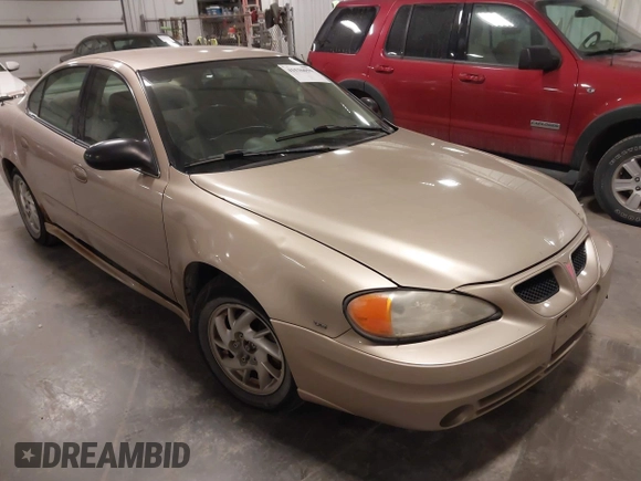 2004 Pontiac Grand Am SE1 with VIN 1G2NF52E04M704082, listed as a IAAI auction lot 41536059 with 207,958 mi miles. Bid and sale history available at carsss.com. Image 1.