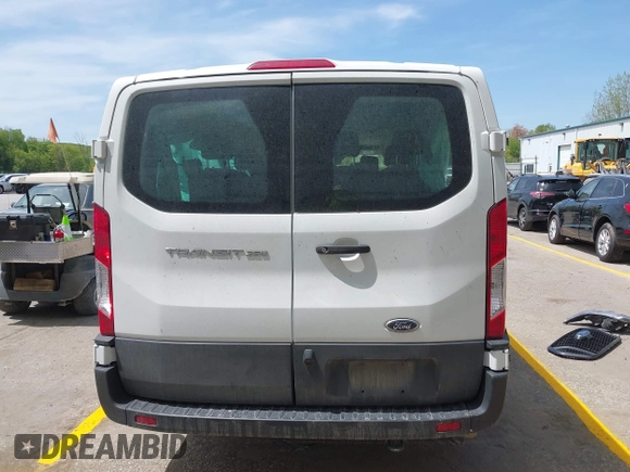 2023 Ford Transit Passenger XL с VIN 1FBAX2Y82PKA55722, выставлен на аукционе IAAI как лот 42240587 с пробегом 42 172 миль миль и . История ставок и продаж доступна на DreamBid. Изображение 17.