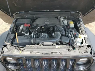 2020 Jeep Wrangler Unlimited Sport Altitude with VIN 1C4HJXDG2LW102854, listed as a Copart auction lot 60245695 with 134,575 mi miles and Non repairable. Bid and sale history available at DreamBid. Image 12.