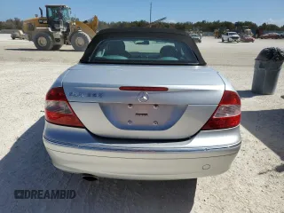 2007 Mercedes-Benz CLK-Class 3.5L with VIN WDBTK56FX7F206030, listed as a Copart auction lot 77271194 with 155,157 mi miles and Salvage Title. Bid and sale history available at carsss.com. Image 6.
