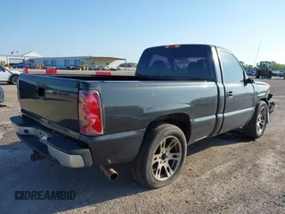 2005 Chevrolet Silverado 1500 with VIN 1GCEC14X25Z184256, listed as a IAAI auction lot 39455690 with 153,986 mi miles and . Bid and sale history available at DreamBid. Image 4.