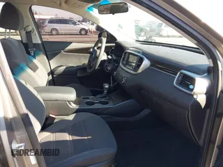 2019 Kia Sorento LX with VIN 5XYPG4A33KG513184, listed as a IAAI auction lot 41759888 with 66,770 mi miles. Bid and sale history available at carsss.com. Image 5.