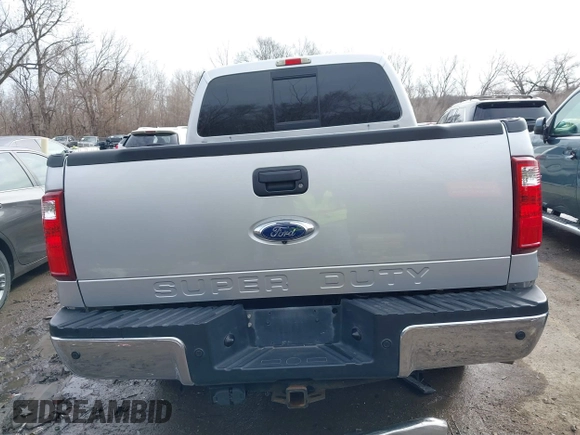 2011 Ford F-250 XL z VIN 1FT7W2BT5BEA16071, wystawiony jako IAAI lot #41666621 z przebiegiem 181 497 mil mil oraz . Historia ofert i sprzedaży dostępna na DreamBid. Obrazek 17.