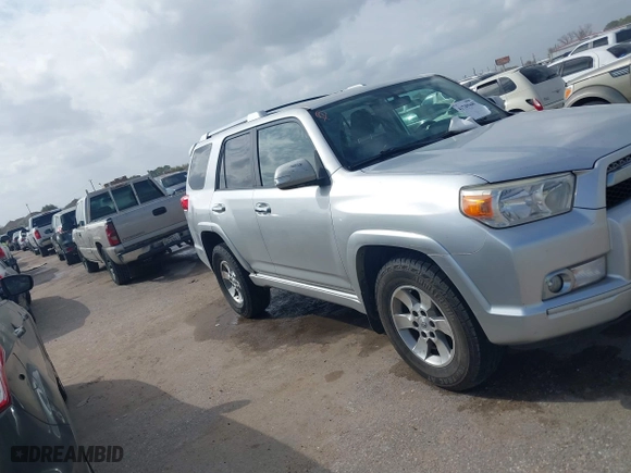 2011 Toyota 4Runner SR5 with VIN JTEZU5JR8B5016793, listed as a IAAI auction lot 41749448 with 163,514 mi miles. Bid and sale history available at carsss.com. Image 1.