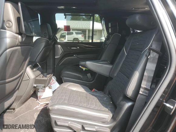 2022 Cadillac Escalade Sport Platinum with VIN 1GYS4GKL8NR201462, listed as a Copart auction lot 70836364 with 20,843 mi miles and Salvage Title. Bid and sale history available at carsss.com. Image 11.