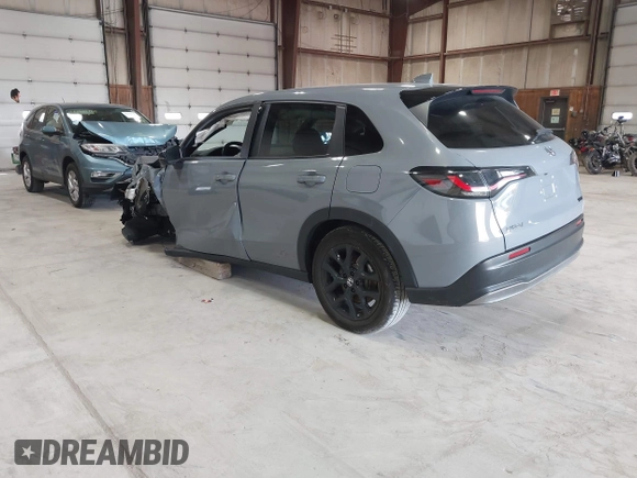2024 Honda HR-V Sport with VIN 3CZRZ2H59RM722435, listed as a IAAI auction lot 41944010 with 19,317 mi miles and . Bid and sale history available at carsss.com. Image 3.
