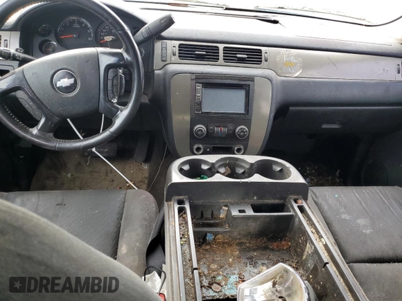2009 Chevrolet Tahoe LS with VIN 1GNFC13029R149349, listed as a Copart auction lot 83327714 with 246,757 mi miles and Salvage title. Bid and sale history available at DreamBid. Image 8.