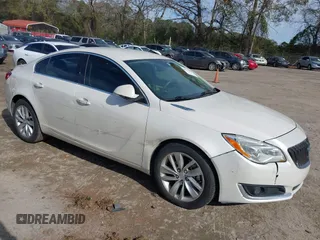 2015 Buick Regal Premium I with VIN 2G4GN5EX7F9126014, listed as a IAAI auction lot 40979838 with 93,100 mi miles. Bid and sale history available at carsss.com. Image 1.