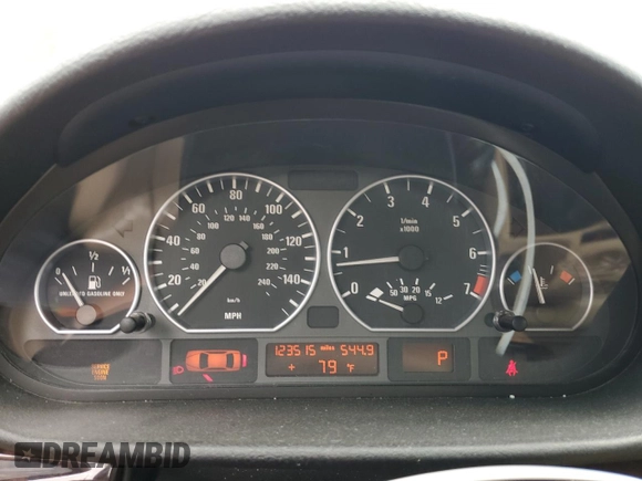 2005 BMW 3 Series 330xi with VIN WBAEW53495PN37185, listed as a Copart auction lot 56757665 with 123,515 mi miles and Salvage title. Bid and sale history available at DreamBid. Image 9.
