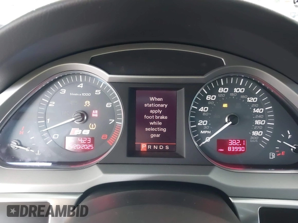 2008 Audi S6 z VIN WAUDN74F18N007416, wystawiony jako IAAI lot #42316923 z przebiegiem 83 990 mil mil oraz . Historia ofert i sprzedaży dostępna na DreamBid. Obrazek 7.