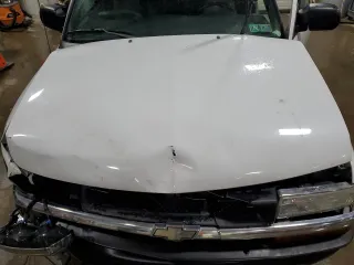 2002 Chevrolet S-10 LS with VIN 1GCCT19W028170655, listed as a Copart auction lot 86591574 with 127,909 mi miles and Salvage Title. Bid and sale history available at carsss.com. Image 13.